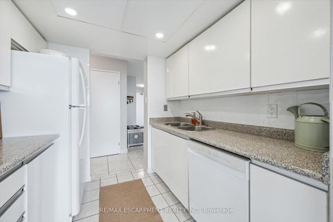 Photo 16 at 2309 - 3 Rowntree Road, Jamestown, Toronto