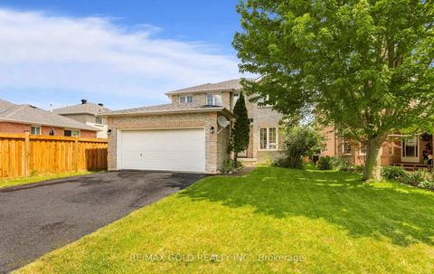 Photo 2 at 123 Ruffet Drive, Edgehill Drive, Barrie