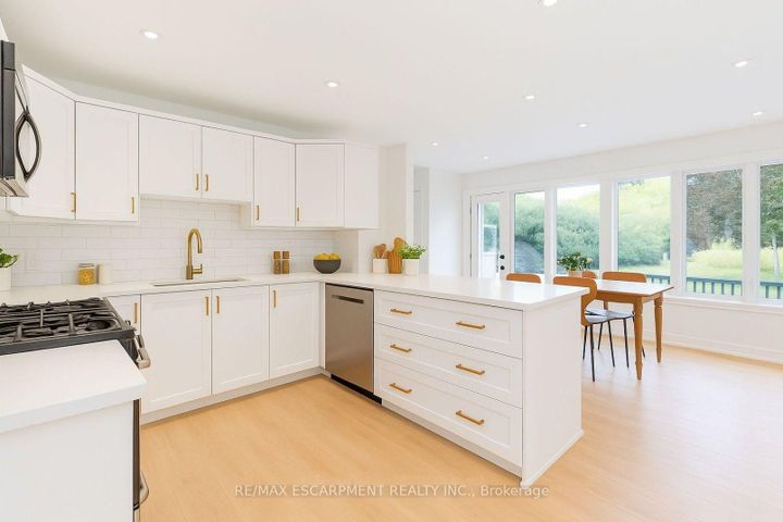 Photo 16 at 1416 Progreston Road, Carlisle, Hamilton