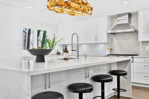 Photo 17 at 51 Princeton Road, Kingsway South, Toronto