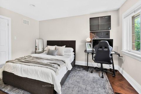 Photo 32 at 51 Princeton Road, Kingsway South, Toronto