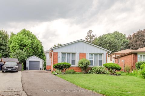 Photo 1 at 16 Proud Grove, Malvern, Toronto