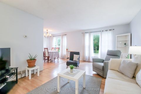 Photo 7 at 16 Proud Grove, Malvern, Toronto