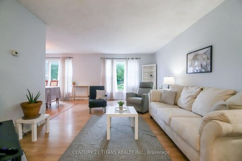 Photo 8 at 16 Proud Grove, Malvern, Toronto