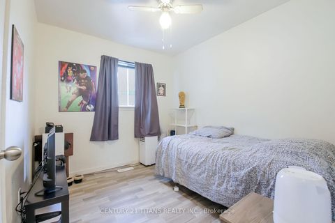 Photo 20 at 16 Proud Grove, Malvern, Toronto