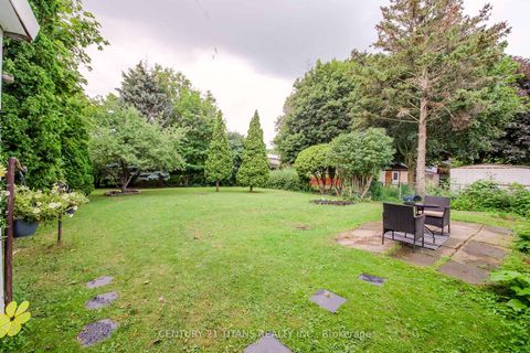 Photo 40 at 16 Proud Grove, Malvern, Toronto