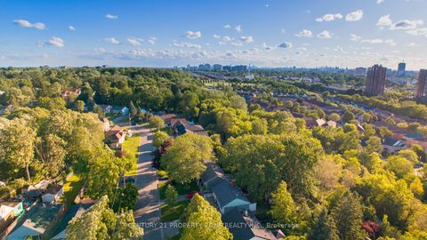 Photo 4 at 37 Adanac Drive, Cliffcrest, Toronto