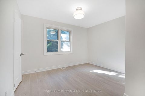 Photo 15 at 37 Adanac Drive, Cliffcrest, Toronto