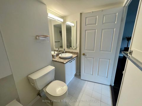 Photo 14 at 1009 - 30 Greenfield Avenue, Willowdale East, Toronto