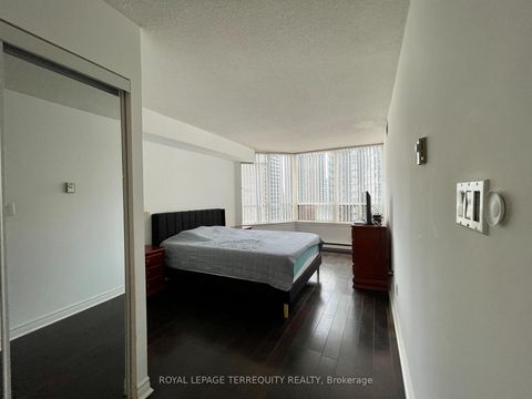 Photo 16 at 1009 - 30 Greenfield Avenue, Willowdale East, Toronto