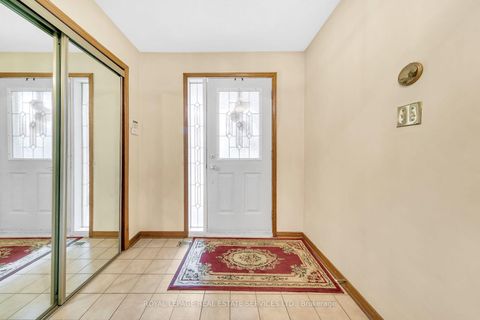 Photo 8 at 47 Velvet Crescent, East Woodbridge, Vaughan