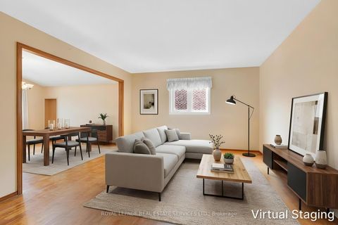 Photo 18 at 47 Velvet Crescent, East Woodbridge, Vaughan