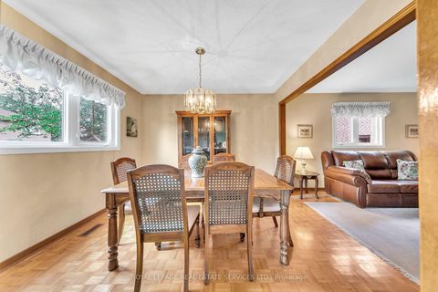 Photo 22 at 47 Velvet Crescent, East Woodbridge, Vaughan