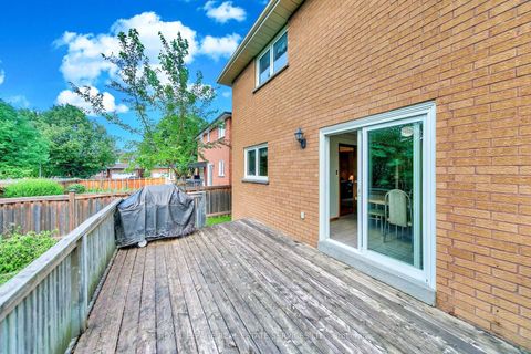 Photo 30 at 47 Velvet Crescent, East Woodbridge, Vaughan