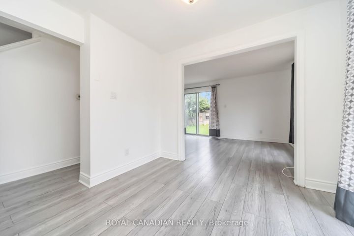 Photo 20 at 6 Damascus Drive, Clairville, Toronto
