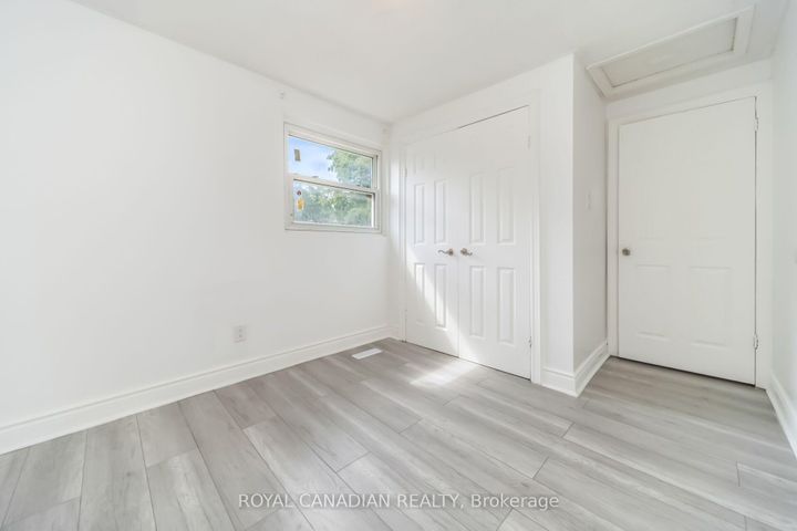 Photo 31 at 6 Damascus Drive, Clairville, Toronto