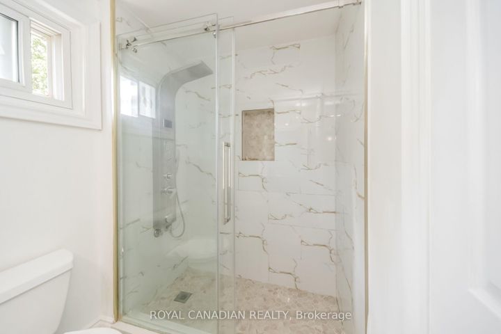 Photo 33 at 6 Damascus Drive, Clairville, Toronto