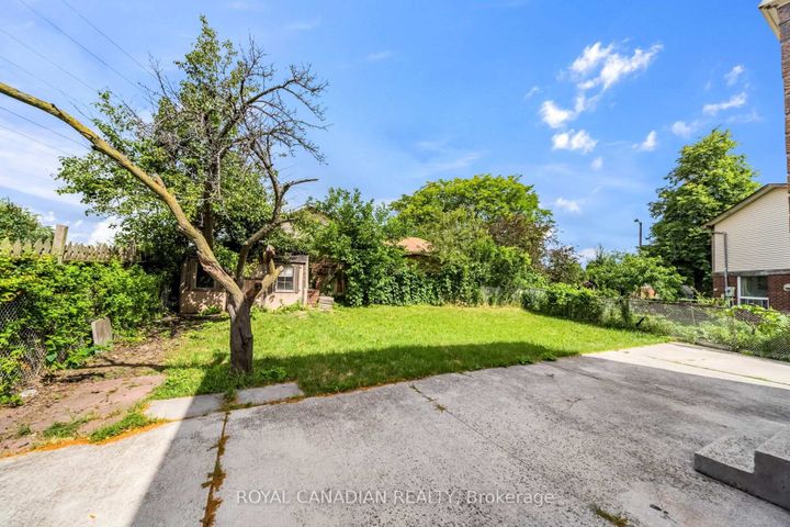Photo 43 at 6 Damascus Drive, Clairville, Toronto