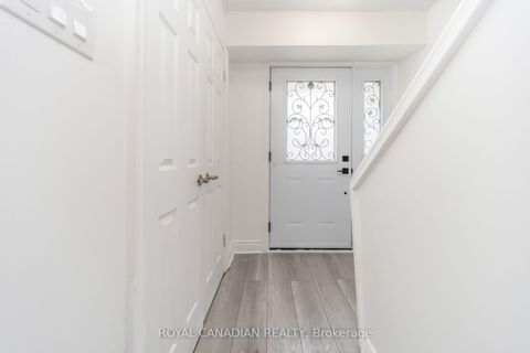 Photo 4 at 6 Damascus Drive, Clairville, Toronto