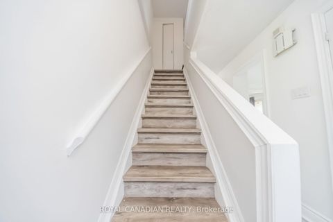 Photo 21 at 6 Damascus Drive, Clairville, Toronto