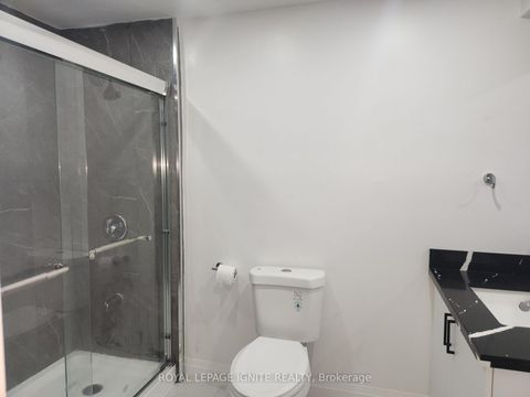 Photo 7 at 33 Lysander Court, Agincourt North, Toronto