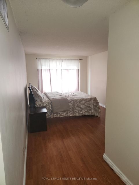 Photo 8 at 33 Lysander Court, Agincourt North, Toronto