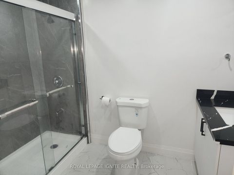 Photo 9 at 33 Lysander Court, Agincourt North, Toronto