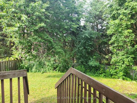 Photo 18 at 33 Lysander Court, Agincourt North, Toronto