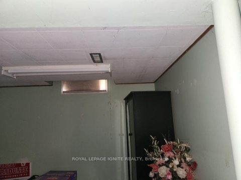 Photo 31 at 33 Lysander Court, Agincourt North, Toronto