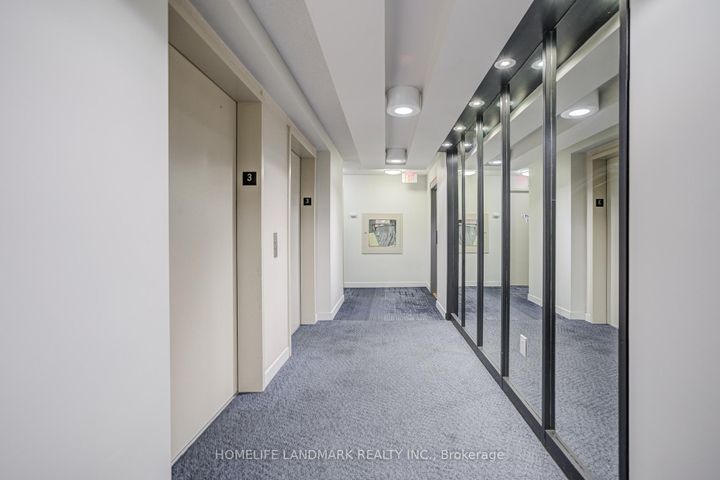 Photo 3 at 305 - 15 Singer Court, Bayview Village, Toronto