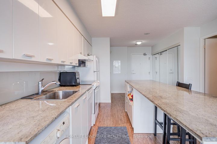 Photo 15 at 305 - 15 Singer Court, Bayview Village, Toronto
