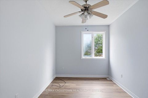 Photo 10 at 12 Dr. Jones Drive, Schomberg, King