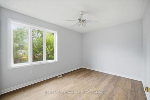 Photo 13 at 12 Dr. Jones Drive, Schomberg, King