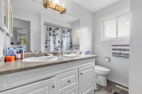 Photo 25 at 874 Sparrow Road, College Manor, Newmarket