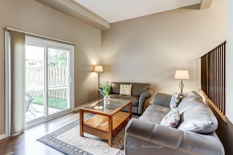 Photo 3 at 6 - 121 Centennial Road, Centennial Scarborough, Toronto