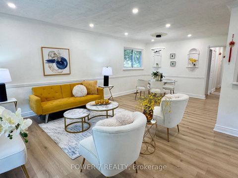 Photo 5 at 23 Donnacona Crescent, West Hill, Toronto