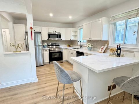 Photo 10 at 23 Donnacona Crescent, West Hill, Toronto
