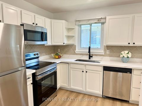 Photo 11 at 23 Donnacona Crescent, West Hill, Toronto