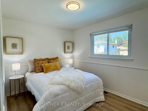 Photo 17 at 23 Donnacona Crescent, West Hill, Toronto