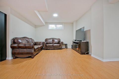 Photo 18 at 39 Green Meadows Circle, Don Valley Village, Toronto