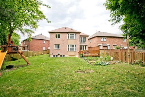 Photo 26 at 39 Green Meadows Circle, Don Valley Village, Toronto