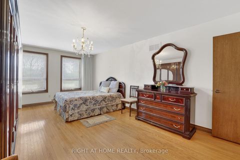 Photo 16 at 56 Birch Avenue, South Richvale, Richmond Hill