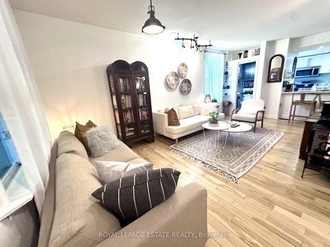 Photo 48 at 158 Waverley Road, The Beaches, Toronto