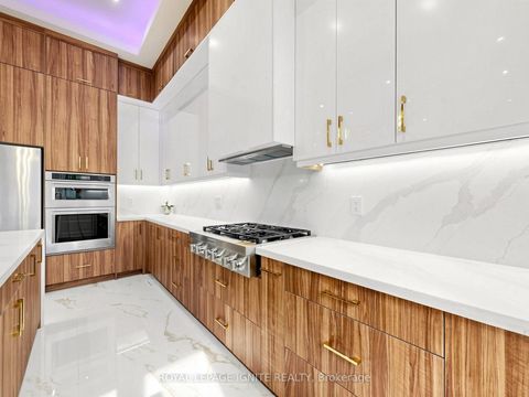 Photo 7 at 160 Manse Road N, West Hill, Toronto