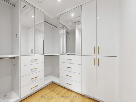 Photo 25 at 160 Manse Road N, West Hill, Toronto