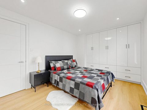 Photo 28 at 160 Manse Road N, West Hill, Toronto