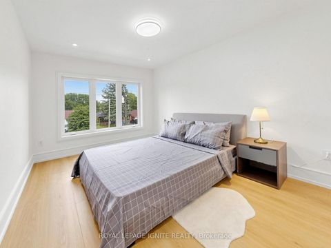 Photo 33 at 160 Manse Road N, West Hill, Toronto
