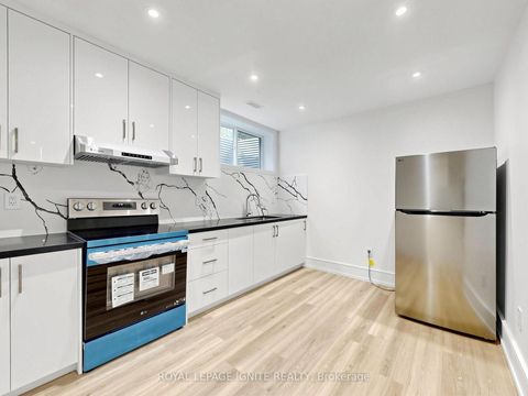 Photo 40 at 160 Manse Road N, West Hill, Toronto