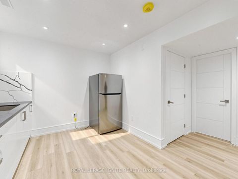 Photo 41 at 160 Manse Road N, West Hill, Toronto