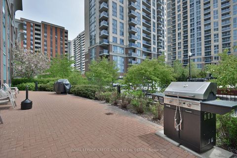 Photo 36 at 902 - 9 Michael Power Place, City Centre West, Toronto